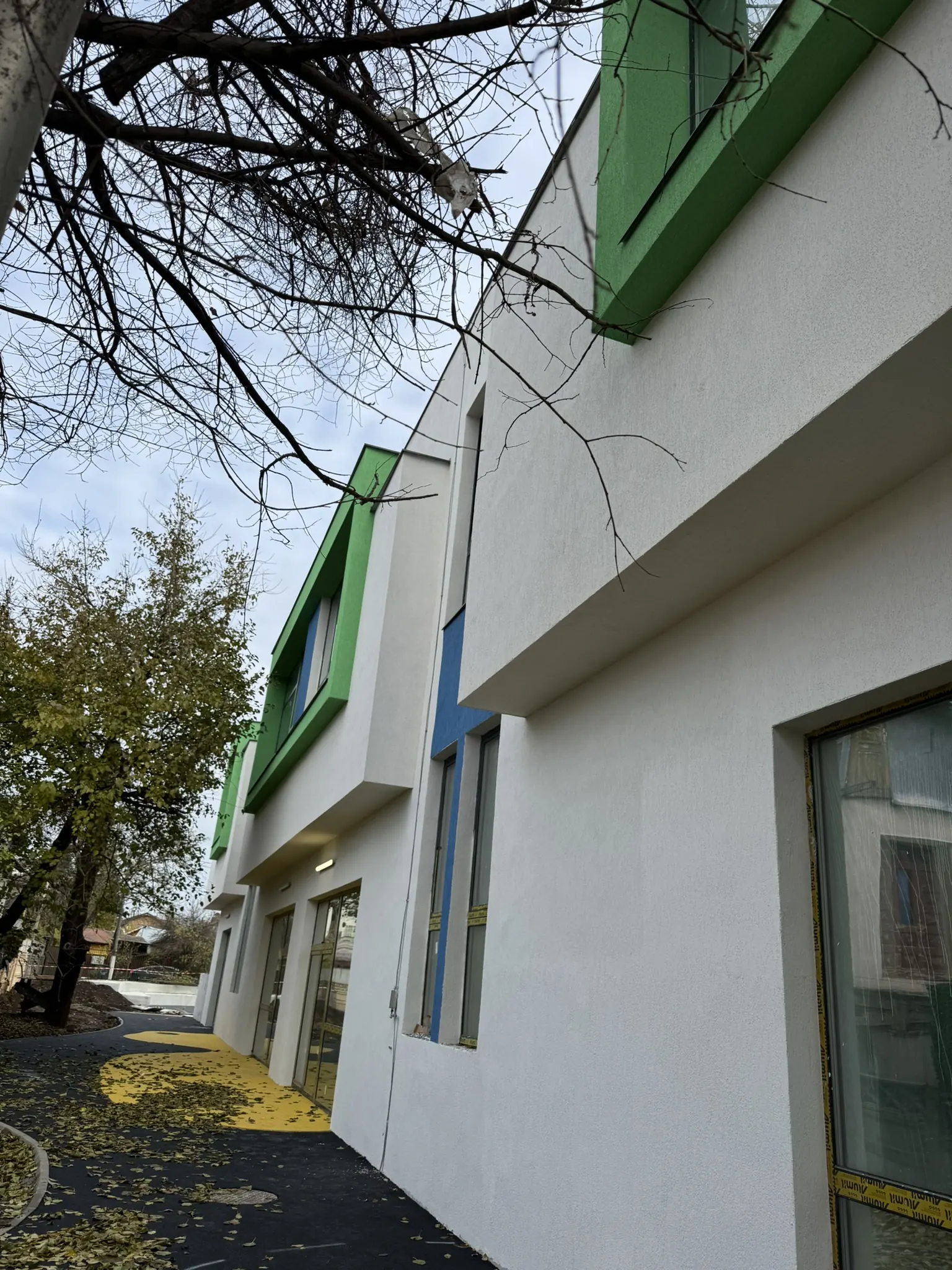 Grădinițe cu 8 grupe